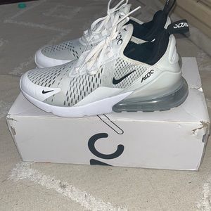Nike Air Max 270